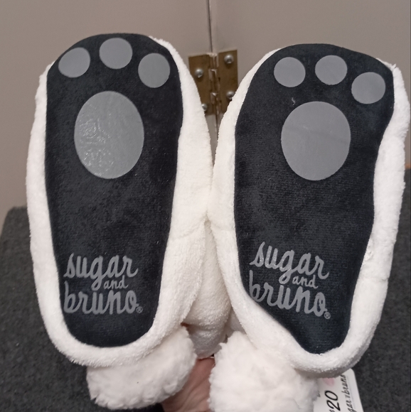NWT Sugar and Bruno Hip Hops White Bunny Slippers - Itty Bitty (8-12T) - Picture 3 of 6